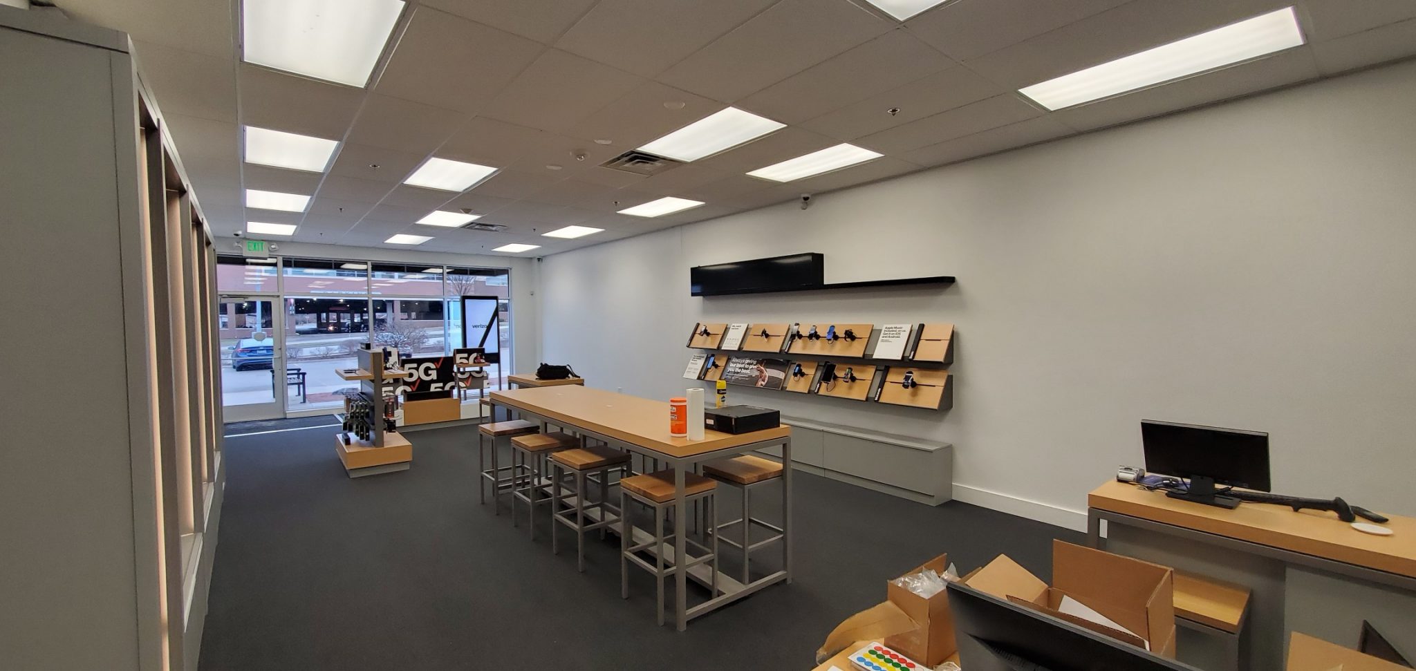 Madison Hilldale Mall Verizon